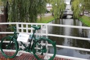 Fahrrad mit Fahrradverleih-Tafel