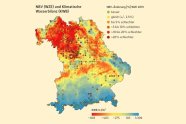 Karte von Bayern; der Süden ist blau markiert, während es gegen Norden von gelb über orange zu rot verläuft