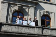 Gruppenfoto von vier Männern