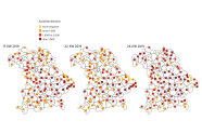 Drei Karten von Bayern mit vielen dunkelroten, roten und orangen Quadraten über die Flächen verteilt, darauf