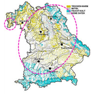 Überwachungsgebiet der Nonne in Bayern mit rosa ellipsen auf der Bayernkarte eingezeichnet. Außer dem Süden, dem südosten und den Bereich des Spessarts wird ganz Bayern überwacht.